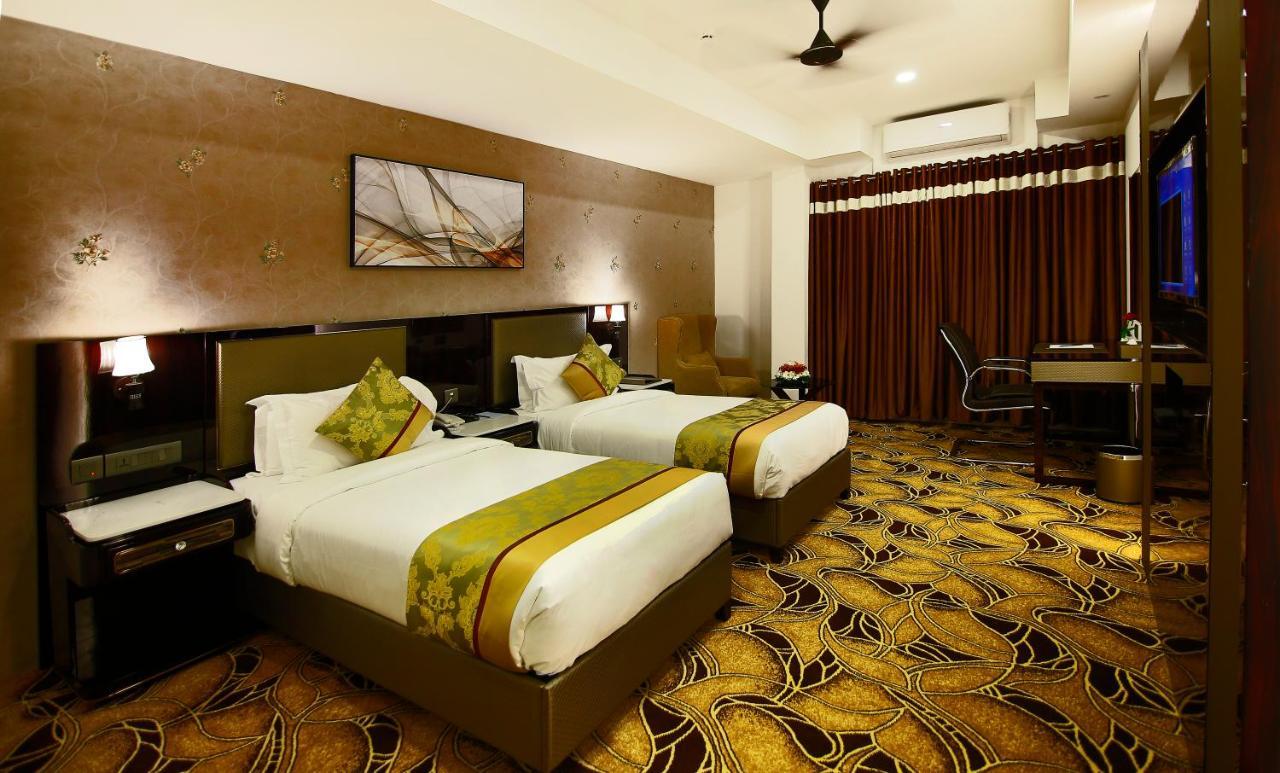 Merlin Residency Hotel Kottayam Exterior foto
